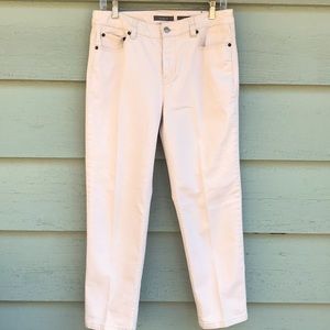 Liz Clairborne slim pants size 6–8